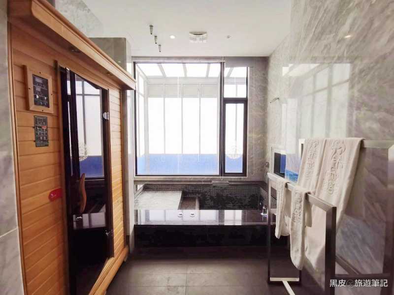 水雲端旗艦概念旅館