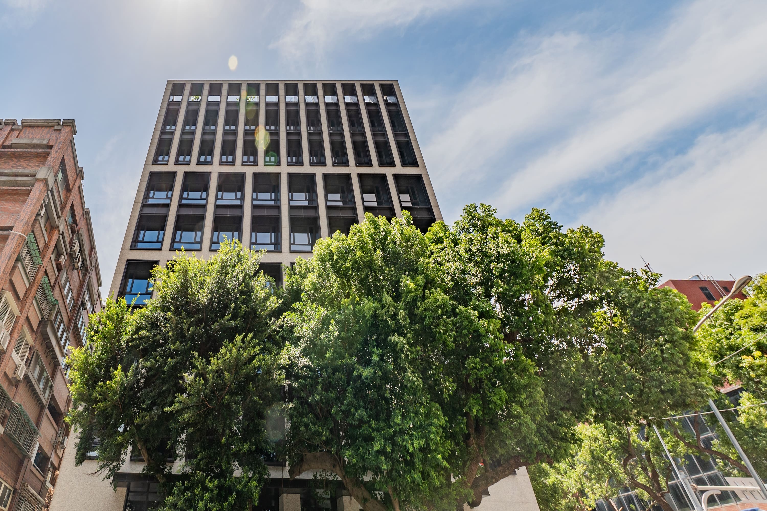 雀客旅館 台北杭州
OOD by CHECK inn