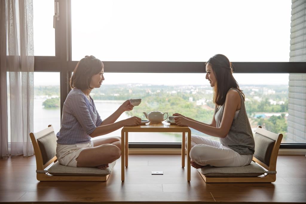 金湖飯店 GOLDEN LAKE HOTEL