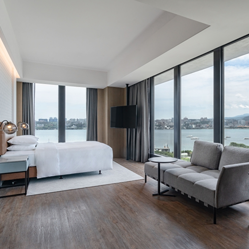 八里福朋喜來登酒店